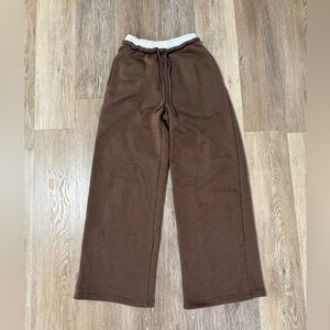 Brown sweatpants size XS